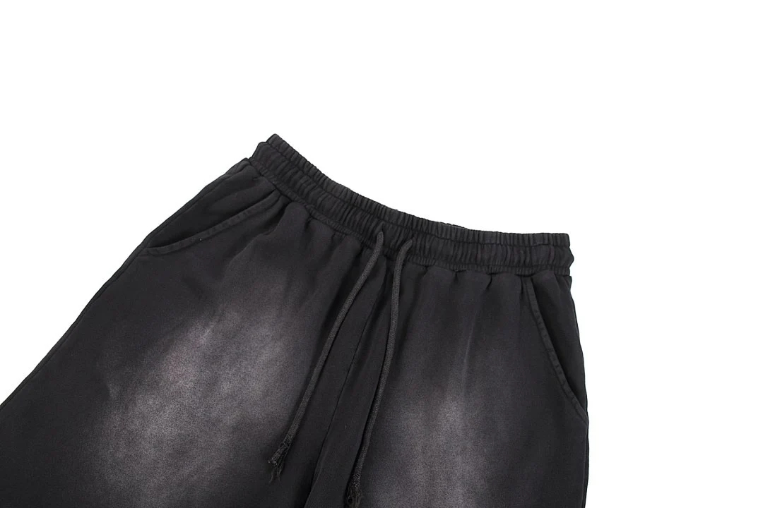 Gradient-wash drawstring shorts · L-5555 · Black · Base garment photograph