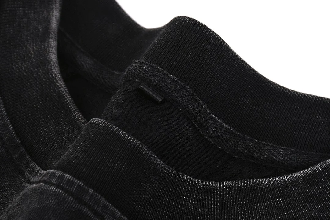 Snow-wash raw-edge raglan tee · MT-207 · Snow black · Base garment photograph