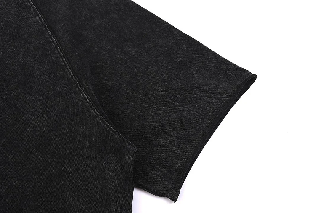 Snow-wash raw-edge raglan tee · MT-207 · Snow black · Base garment photograph