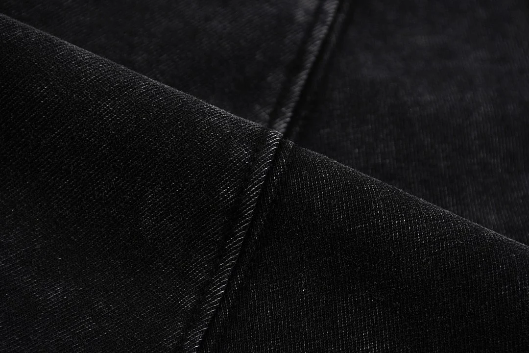 Snow-wash raw-edge raglan tee · MT-207 · Snow black · Base garment photograph