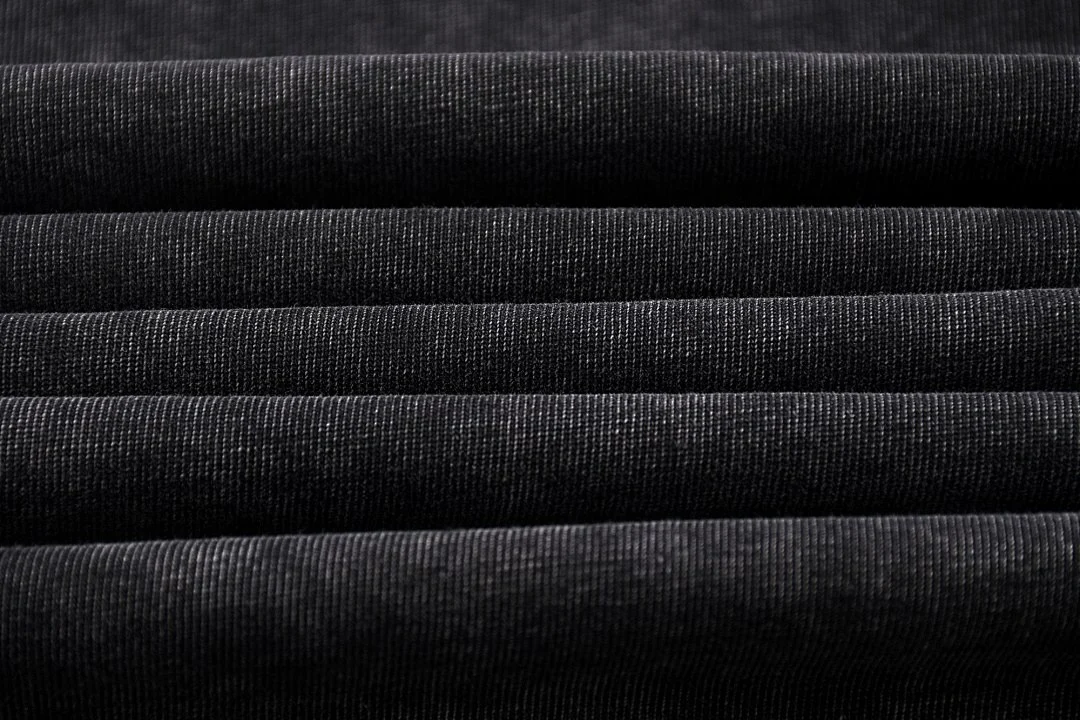 Snow-wash cropped crew-neck tee · MT-213 · Black · Base garment photograph