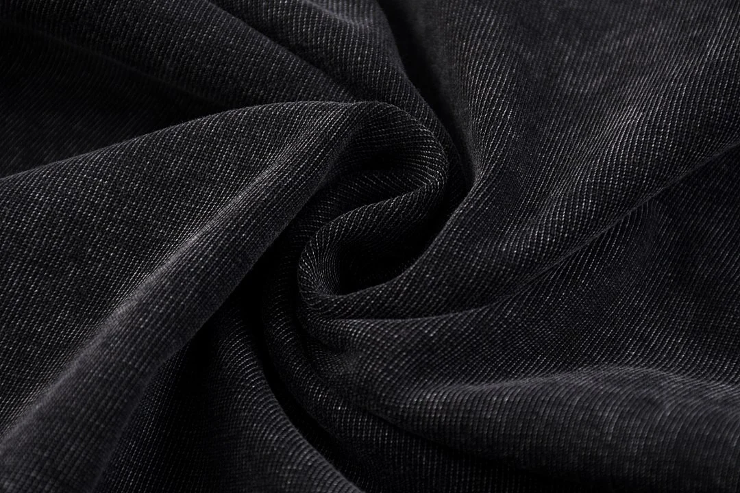 Snow-wash cropped crew-neck tee · MT-213 · Black · Base garment photograph