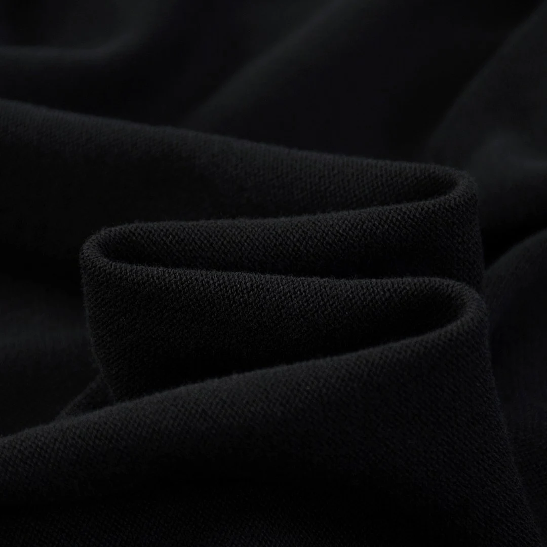 Washed crew-neck knit pullover · MY-009 · Black · Base garment photograph