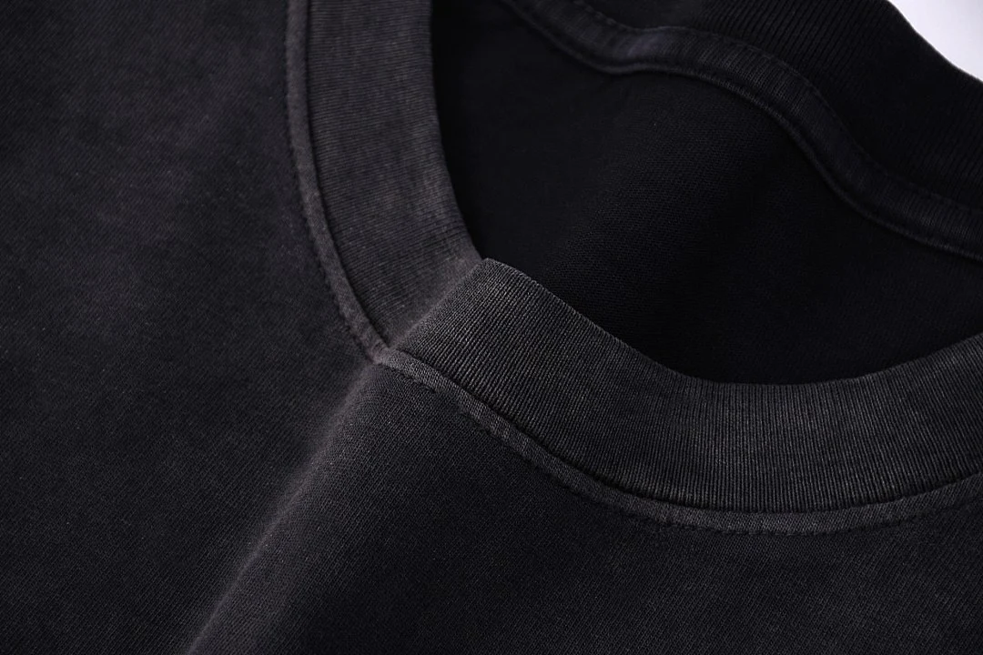 Gradient-wash relaxed crew-neck tee · X-17 · Black · Base garment photograph