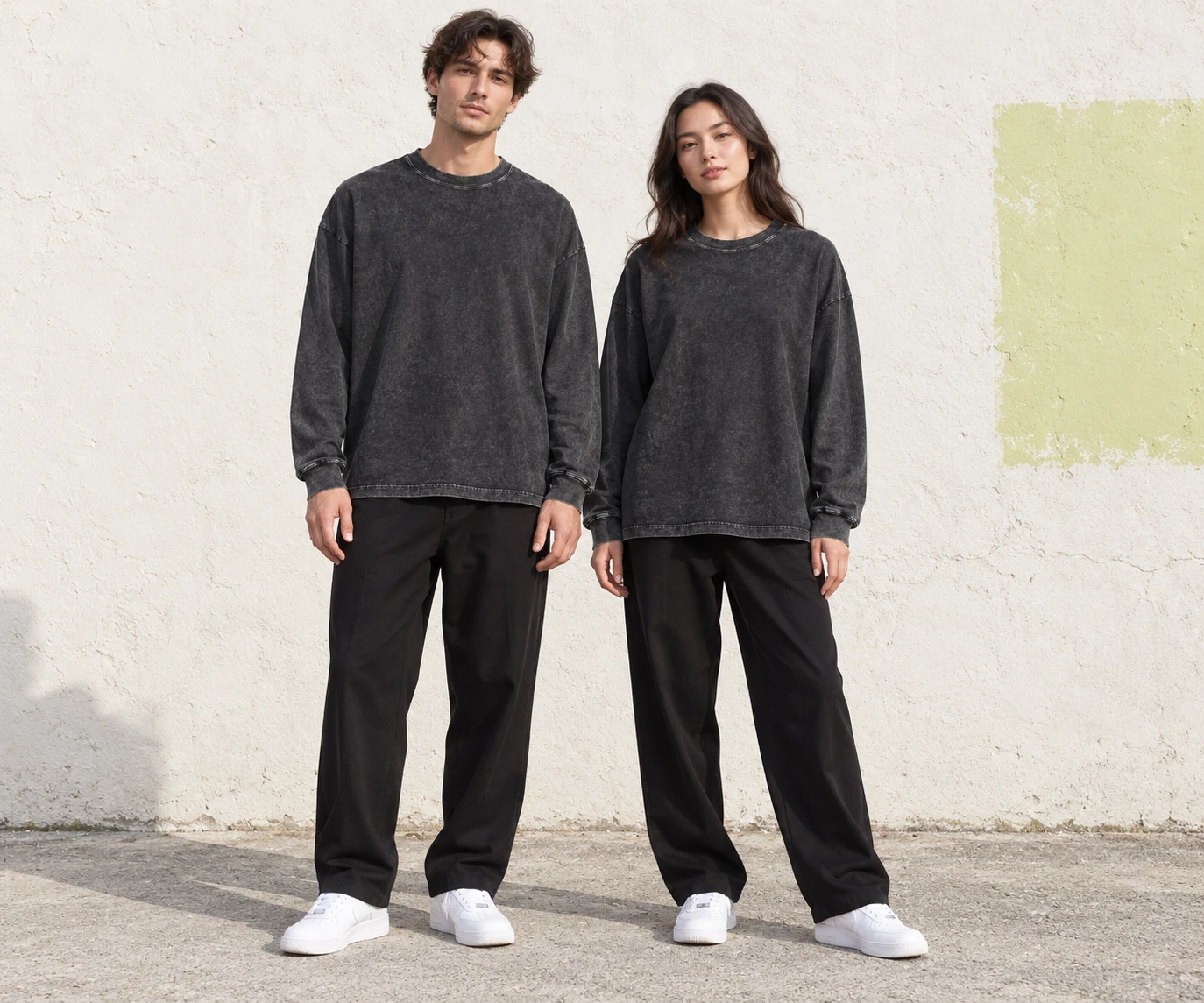 Snow-wash relaxed long-sleeve tee · Unisex styling